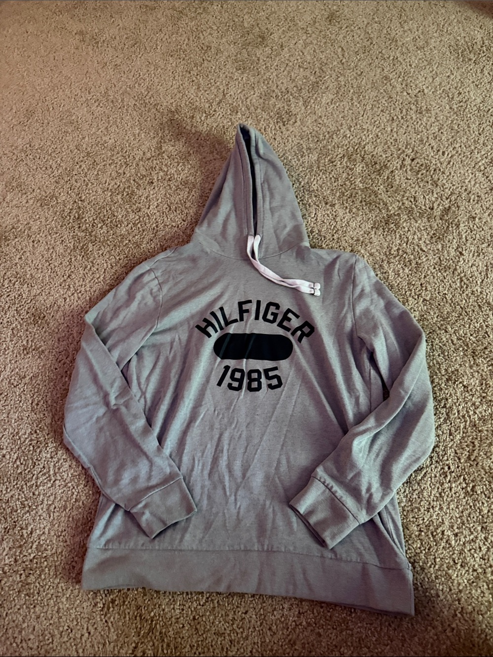 Tommy Hilfiger Gray Pullover Hoodie with Hilfiger 1985 Graphic